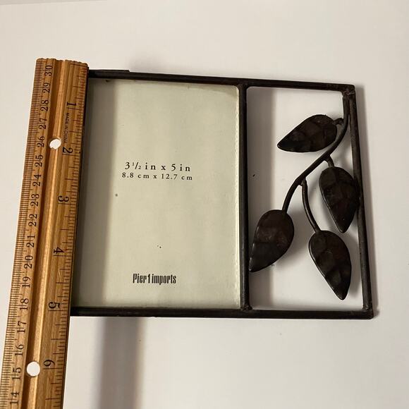 Vintage Pier 1 Metal Picture Stand Frame Wrought Iron Leaf Scroll 3 1/2 x5 Photo - Picture 16 of 16